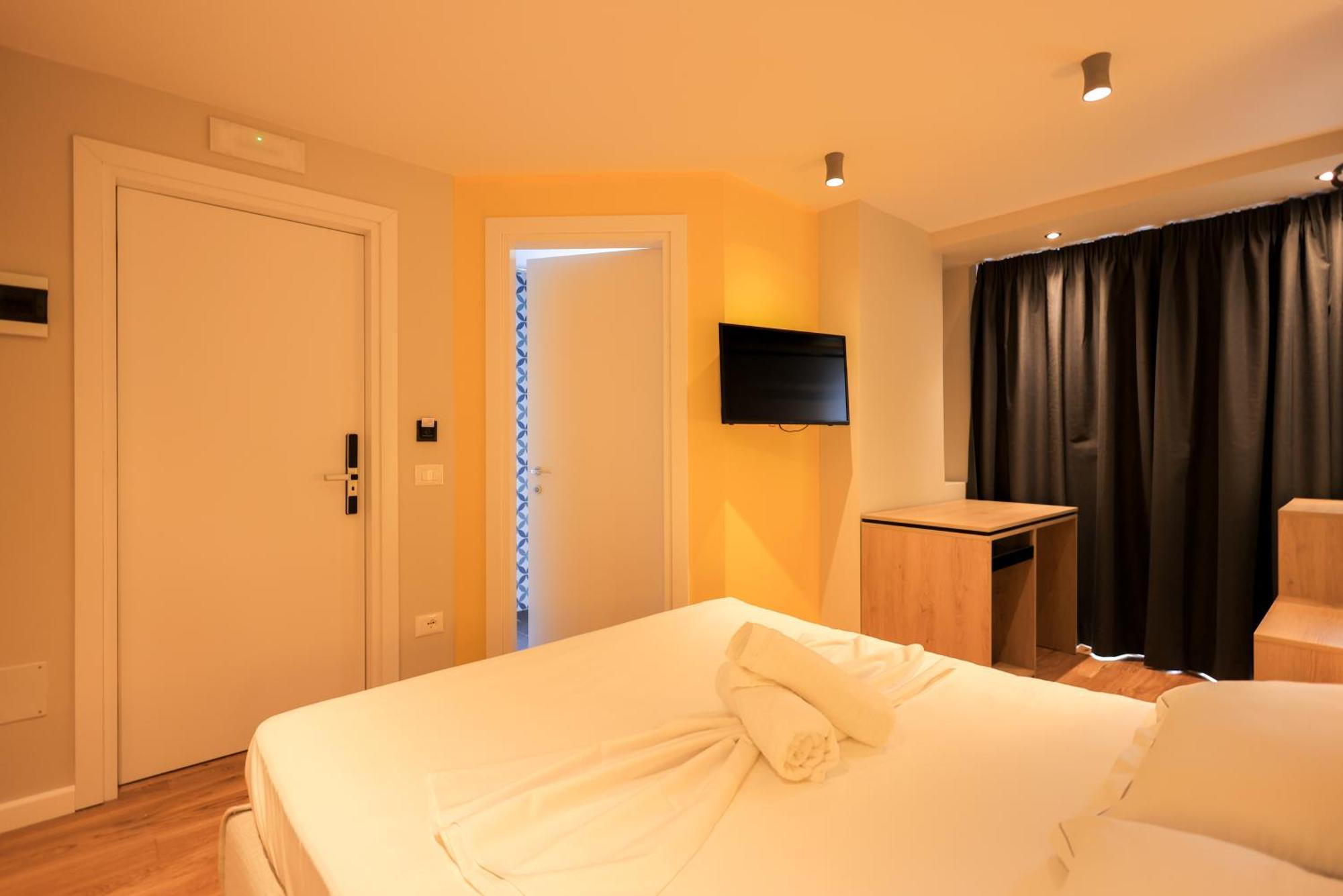 Grandstay Studios Дуррес Екстер'єр фото